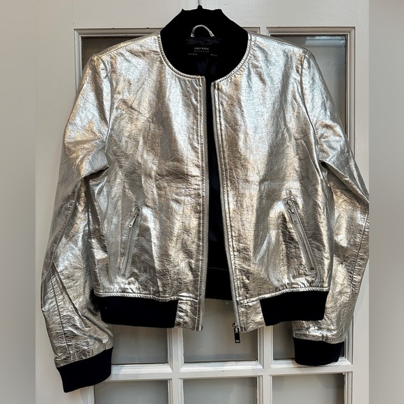 Zara Outerwear Silver Metallic Bomber Jacket Embroider Floral Butterflies Size M - Picture 2 of 15